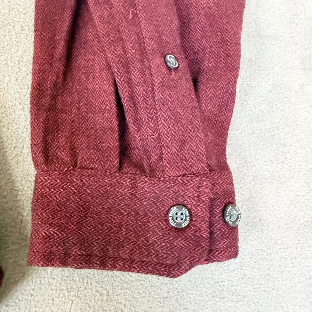 Eddie Bauer Men’s Burgundy Herringbone Long Sleeve Button Up Shirt- XXL - Picture 3 of 7